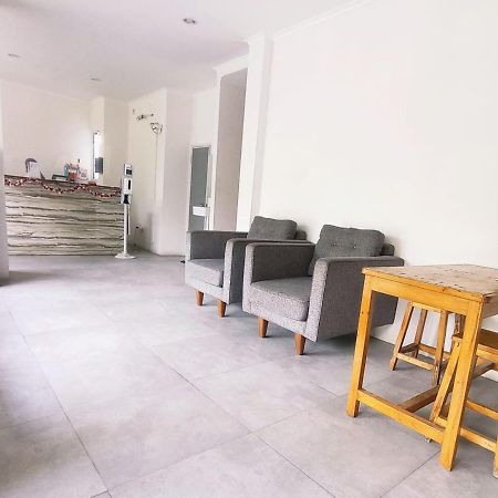 NYENYAK MRT Lebak Bulus Simatupang Hotel Jakarta Luaran gambar